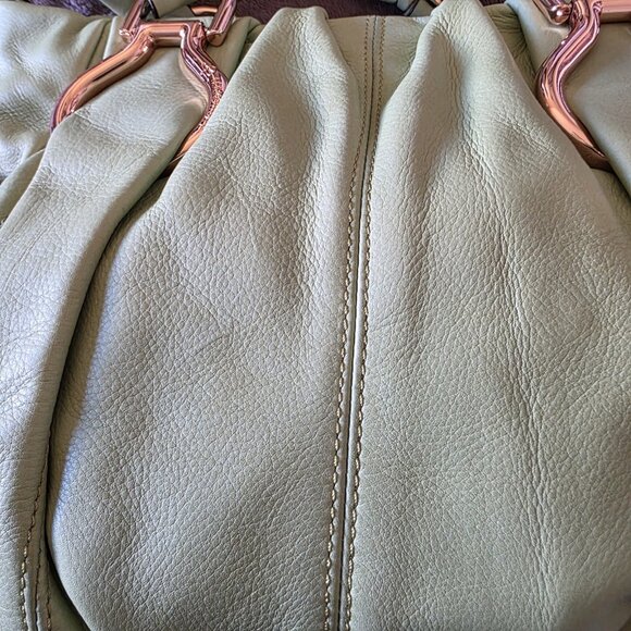 B Makowsky Soft Leather Shoulder Bag Green Chunky Gold Hardware NWT - Picture 4 of 16